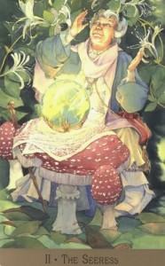 Lá 2. The Seeress - Victorian Fairy Tarot 4