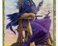 Lá Queen of Swords - Druidcraft Tarot 18