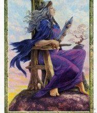 Lá Queen of Swords - Druidcraft Tarot 17