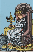 Ý Nghĩa Lá Bài Queen of Cups Trong Tarot 9