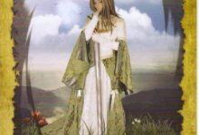Lá Page of Swords - Mystic Dreamer Tarot 16