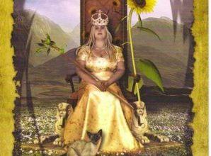 Lá Queen of Wands - Mystic Dreamer Tarot 318