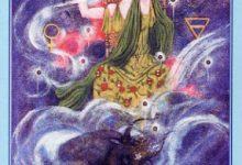 Lá Queen of Pentacles - Celestial Tarot 13