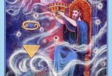 Lá King of Cups - Celestial Tarot 16