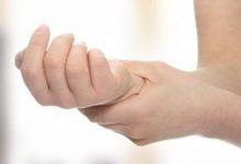 Hội chứng ống cổ tay có thể gây teo cơ, khả năng cầm nắm yếu đi và đây là cách phòng bệnh tốt nhất - Kiến Thức Chia Sẻ 7