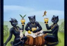 Lá Three of Cups - Black Cats Tarot 14