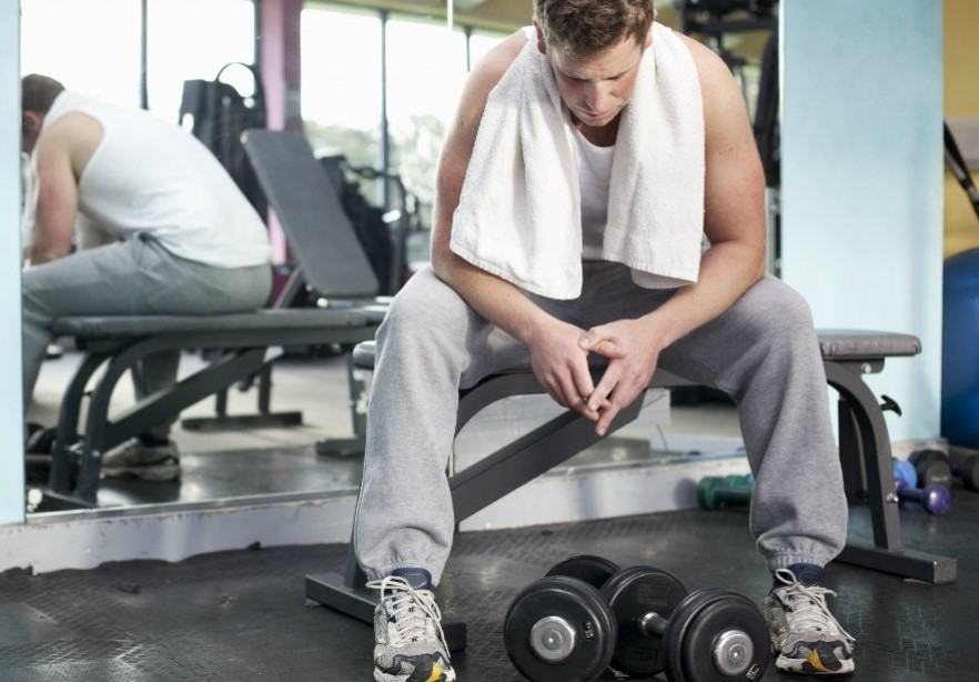 Cần bỏ ngay thói quen tập gym quá sức: đã không hiệu quả lại còn gây hại sức khỏe - Ảnh 3.