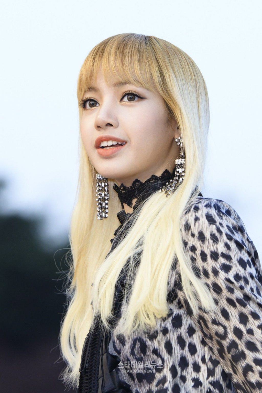 Lisa màu tóc_Koreaboo