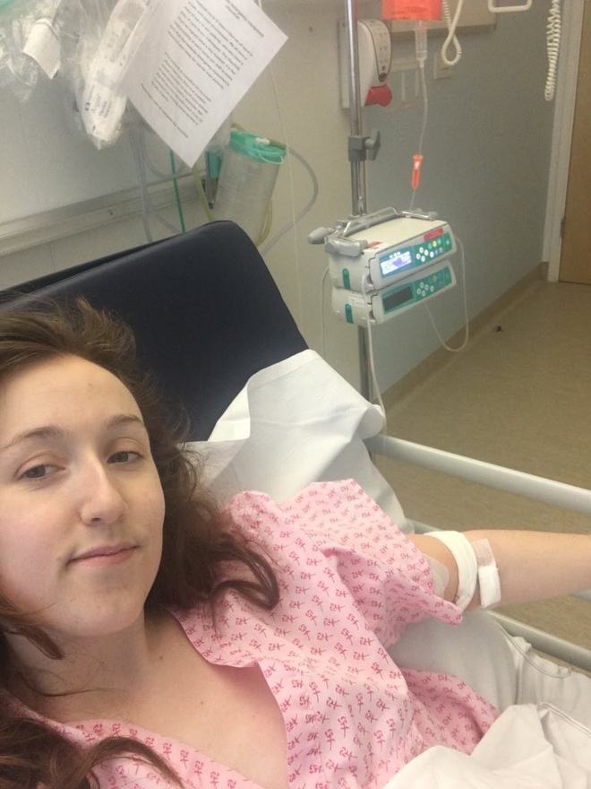 Cô gái 23 tuổi tưởng bụng phình to là do mang thai, ngờ đâu lại là dấu hiệu cảnh báo căn bệnh ung thư buồng trứng - Kiến Thức Chia Sẻ 5