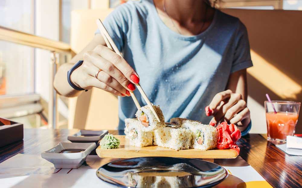 Người Nhật có những bí quyết ăn uống giúp tăng tuổi thọ cực đơn giản mà bạn nên học hỏi - Ảnh 5.