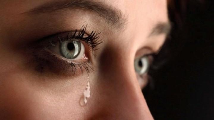 7 lý do gây nên tình trạng chảy nước mắt không thể tự kiềm chế - Ảnh 1.