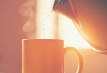 Uống nước ấm vào sáng sớm giúp bạn thu về 6 lợi ích đáng ngạc nhiên cho sức khỏe - Kiến Thức Chia Sẻ 1